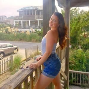 Meet your Posher, Jenna